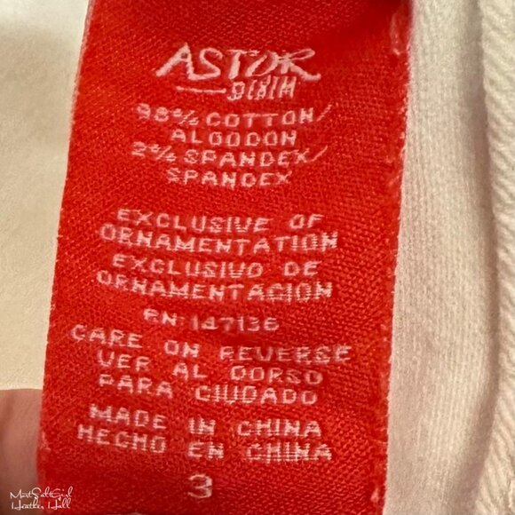 Astor White Distressed Cropped Denim Jeans Size 3 - Picture 6 of 7